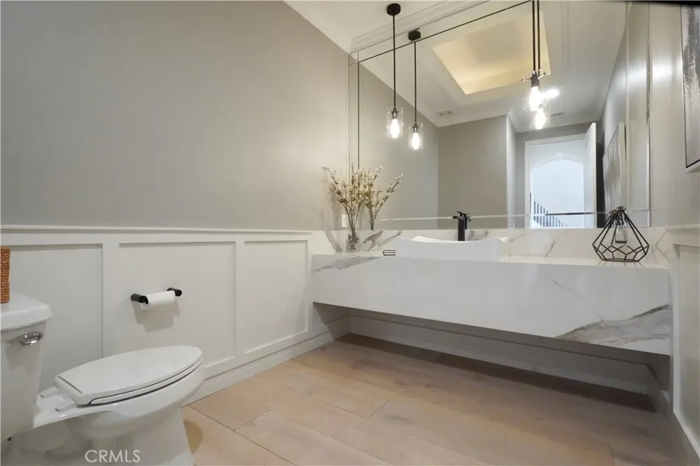 25418 Cumberland Calabasas, CA 91302