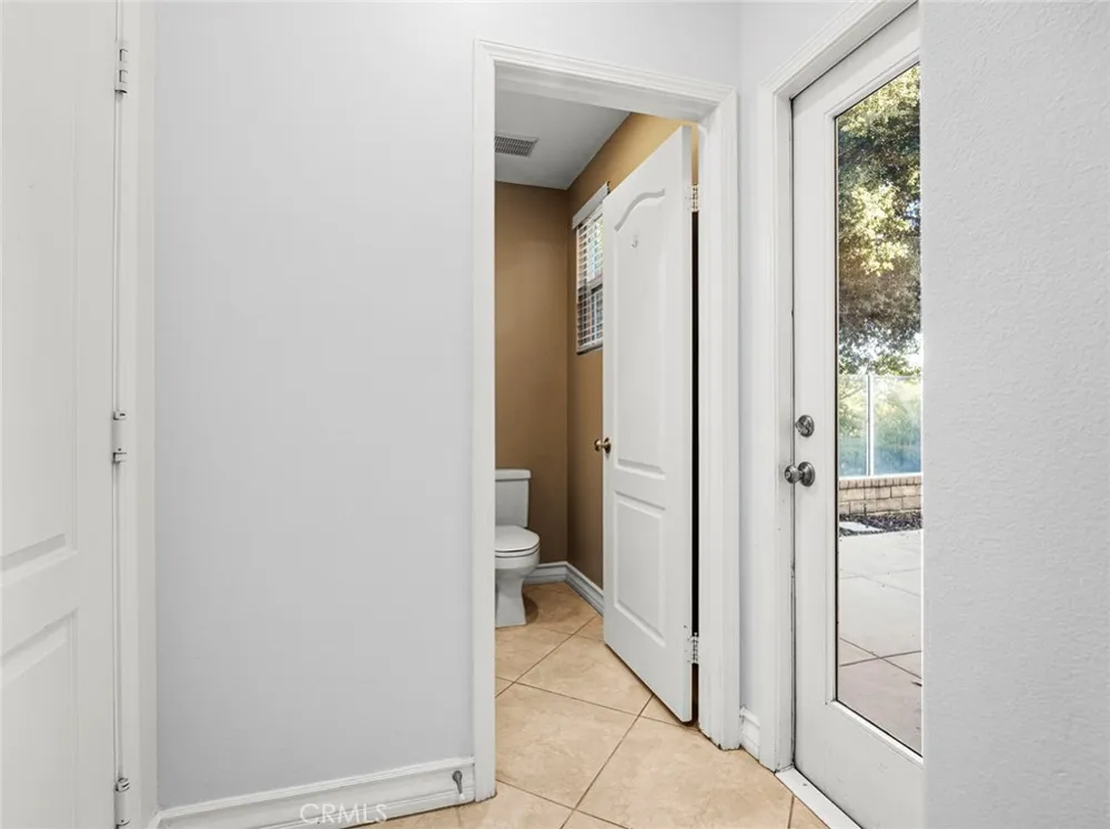 28911 Mirada Circulo Valencia, CA 91354