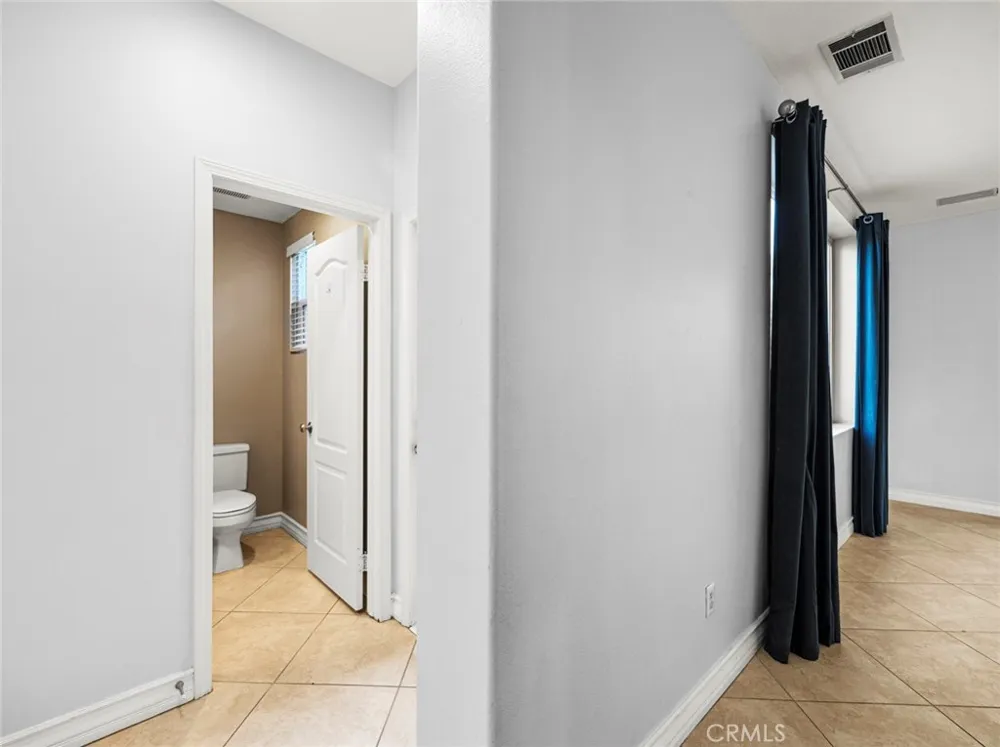 28911 Mirada Circulo Valencia, CA 91354