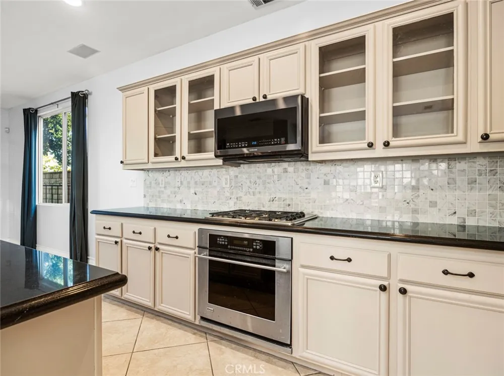 28911 Mirada Circulo Valencia, CA 91354