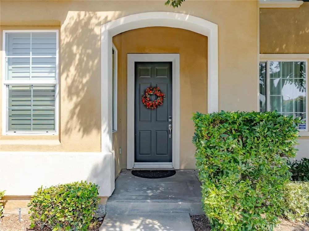 28911 Mirada Circulo Valencia, CA 91354