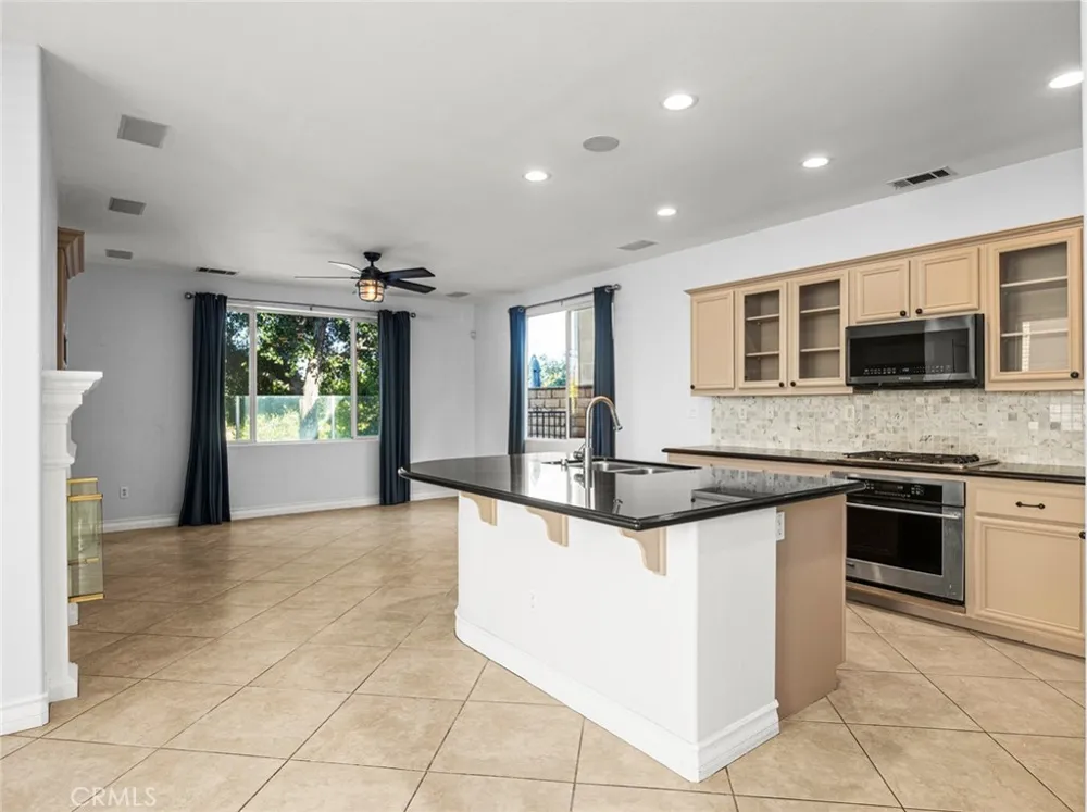 28911 Mirada Circulo Valencia, CA 91354
