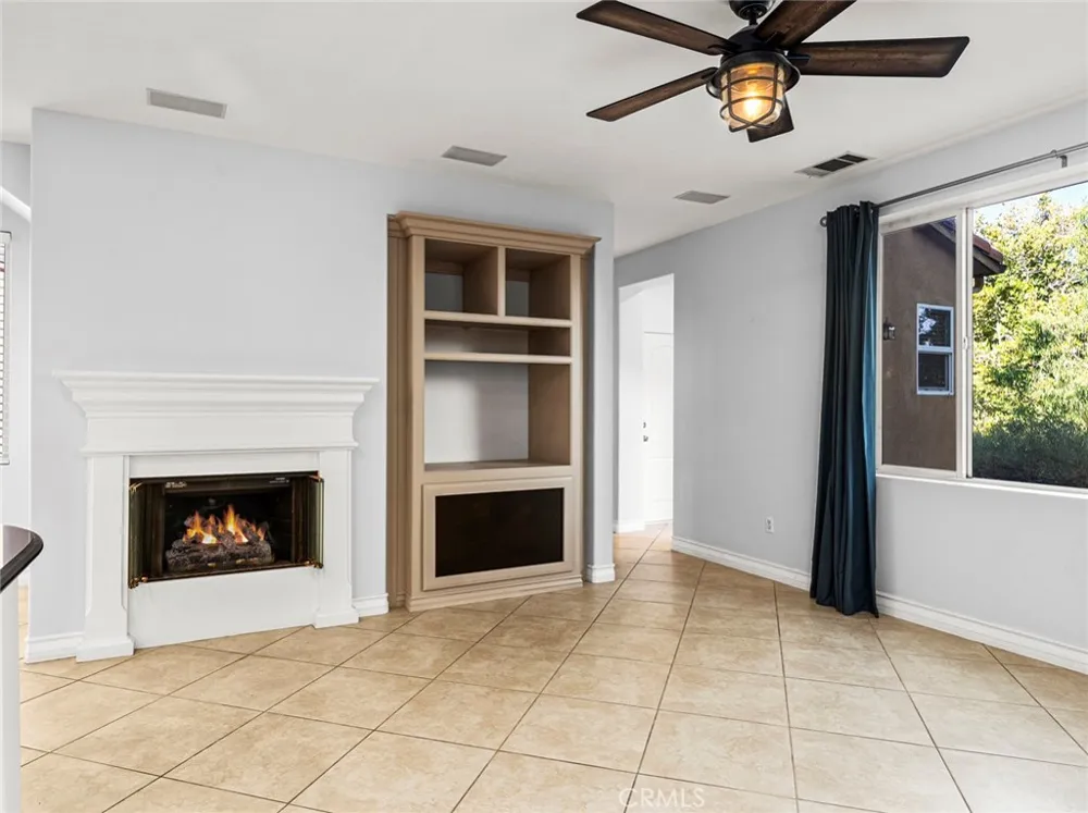 28911 Mirada Circulo Valencia, CA 91354