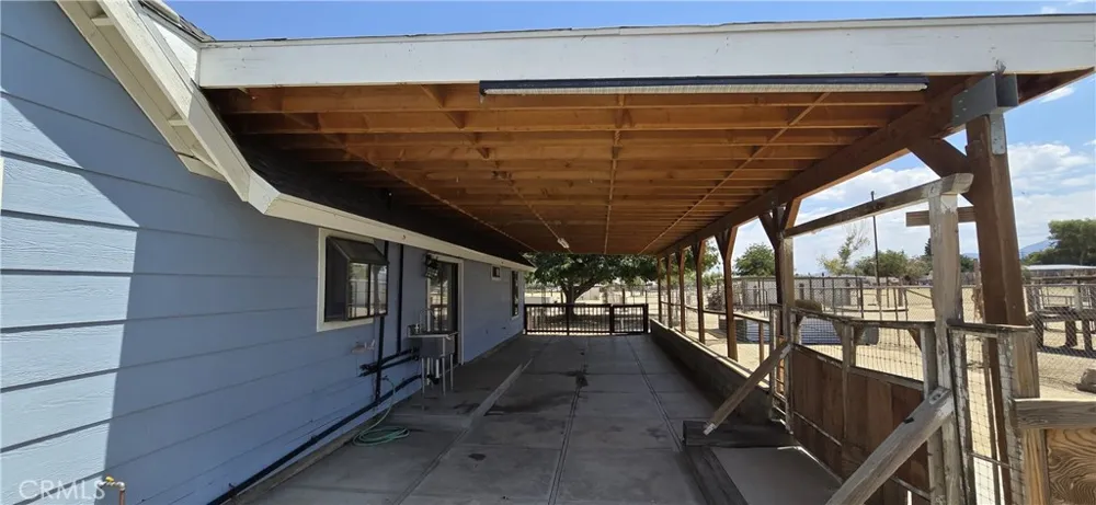 7806 E Avenue U Littlerock, CA 93543