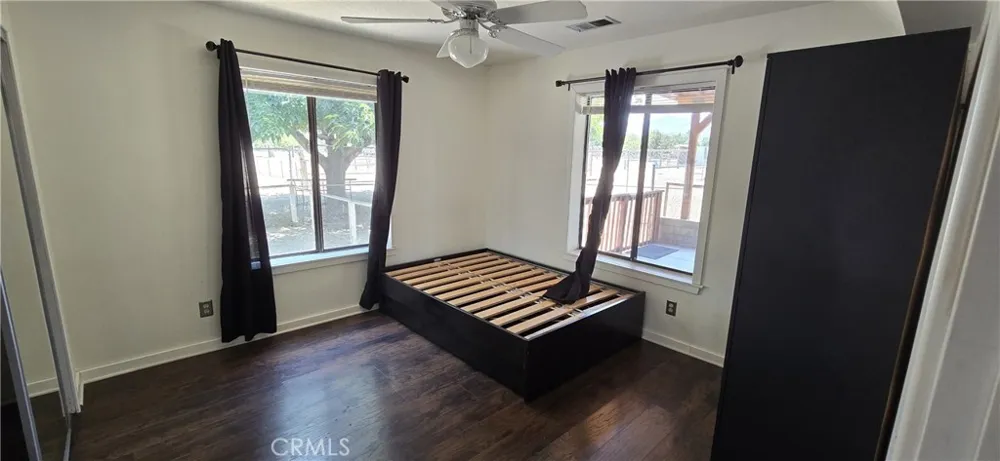 7806 E Avenue U Littlerock, CA 93543