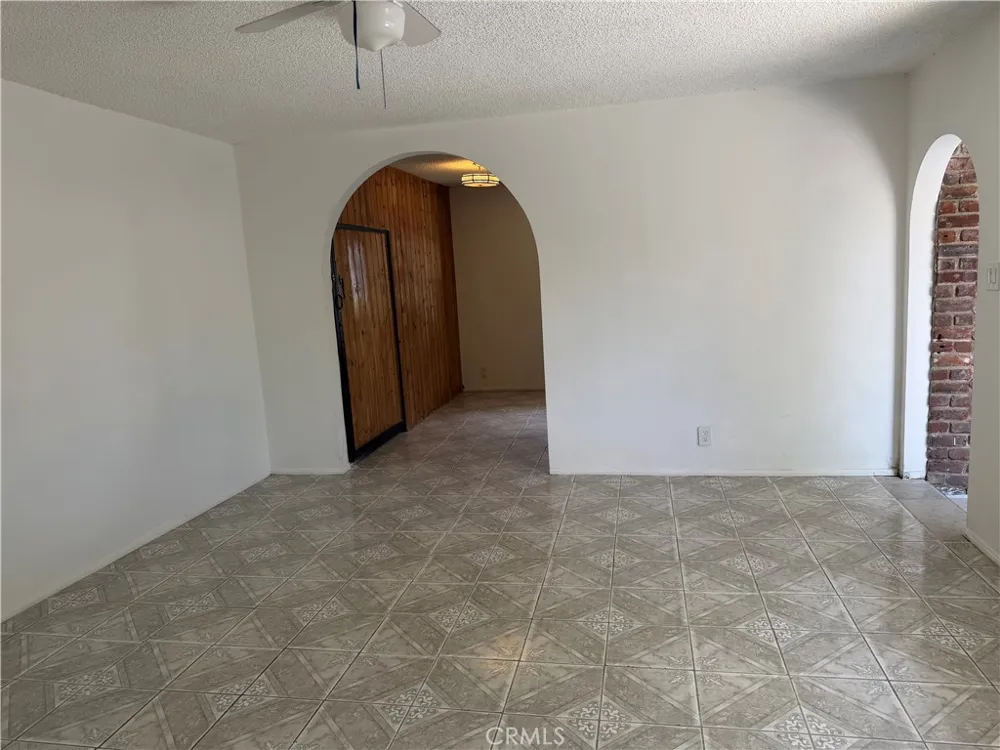 14338 Herron Street Sylmar, CA 91342