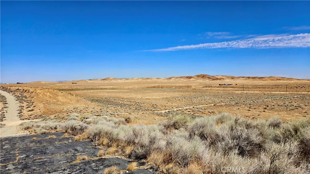Cor Myrick Canyon Rd & Barset Lancaster, CA 93536