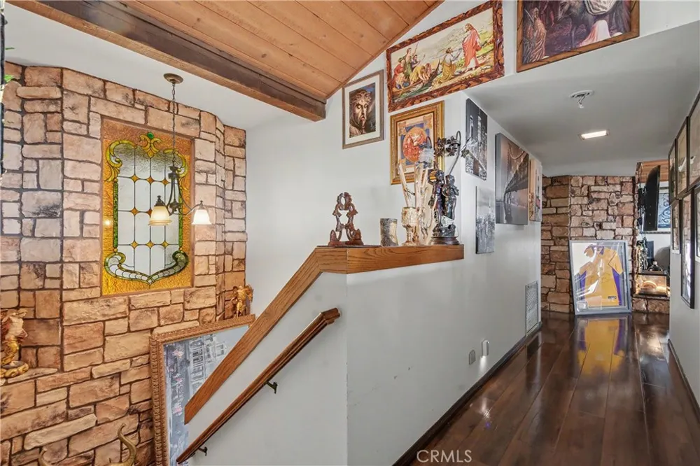 2421 Willow San Bernardino, CA 92404
