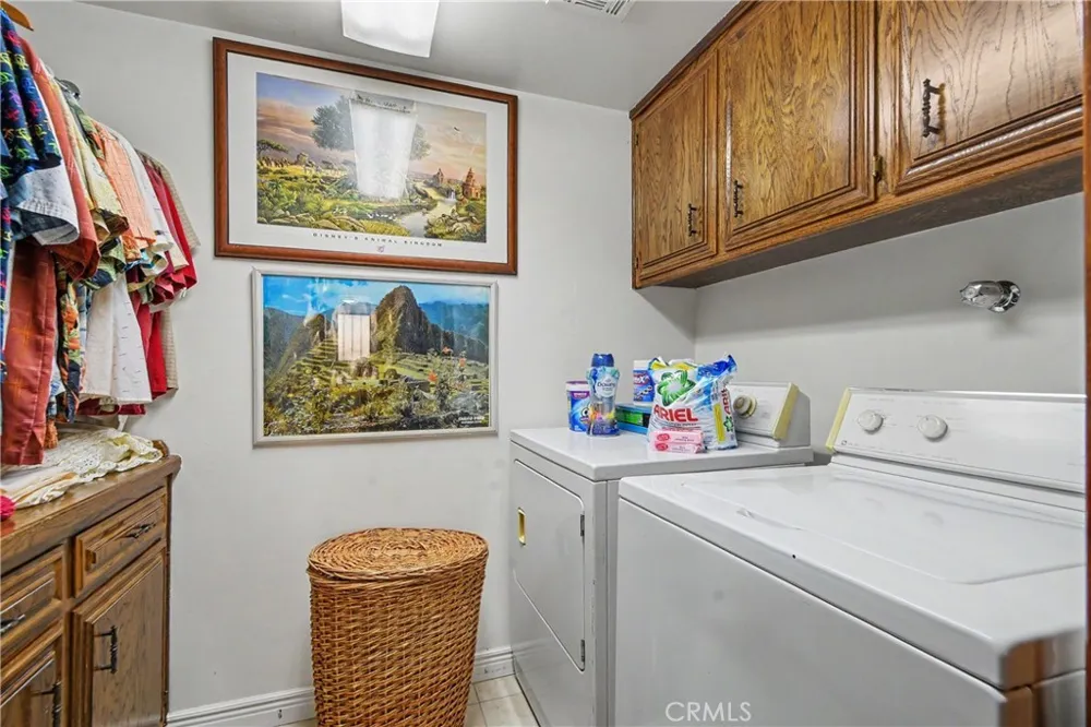 2421 Willow San Bernardino, CA 92404