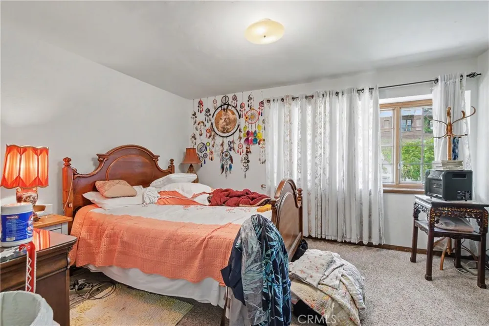 2421 Willow San Bernardino, CA 92404