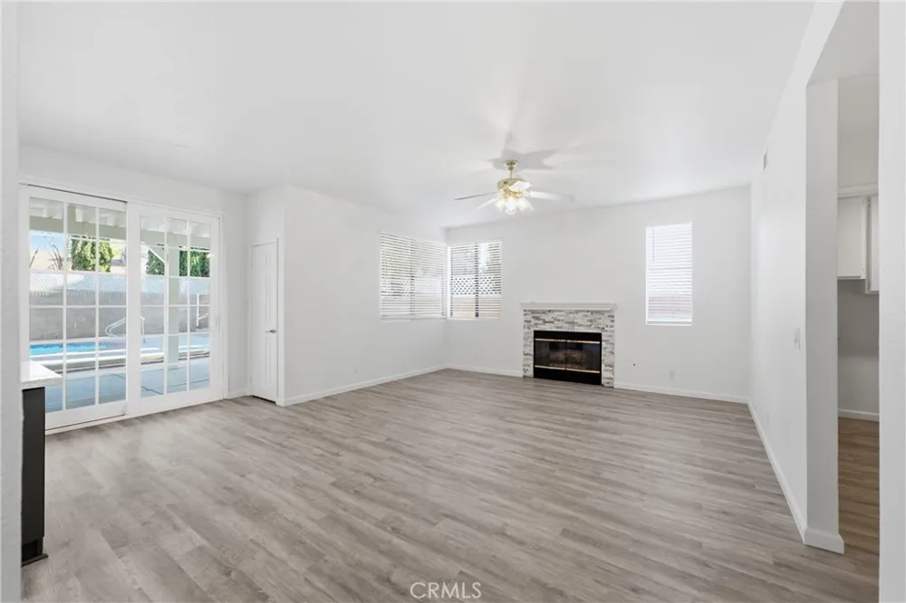 3022 Caruso Lane Lancaster, CA 93536