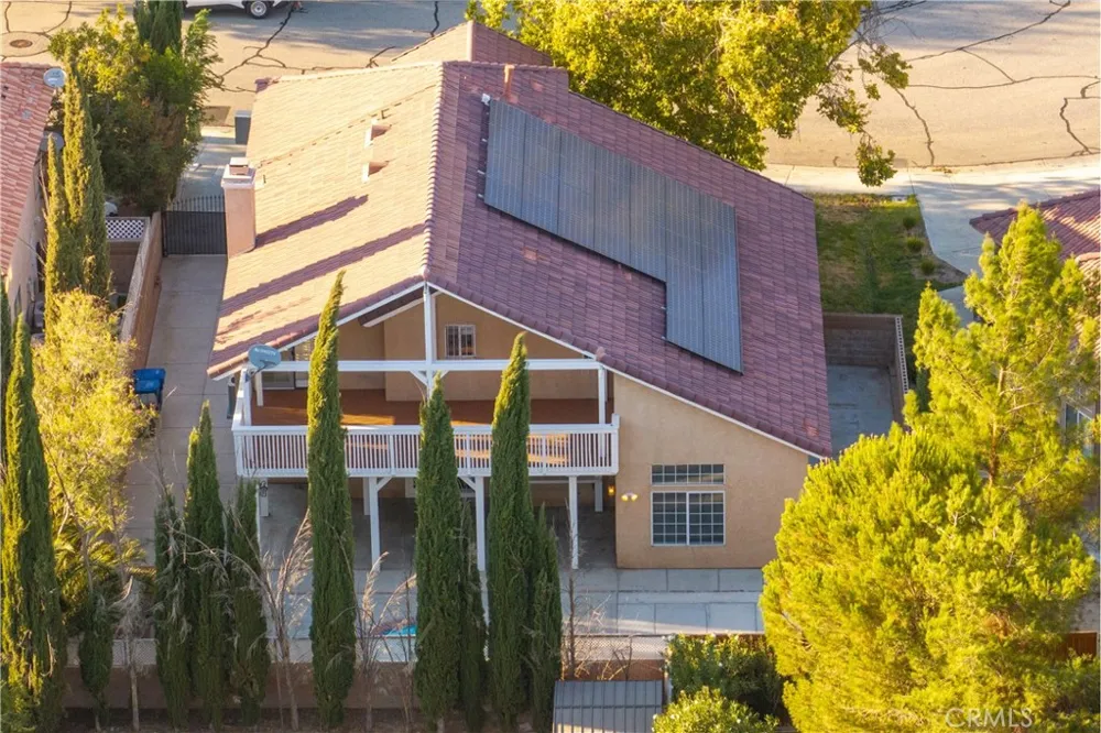 3022 Caruso Lane Lancaster, CA 93536