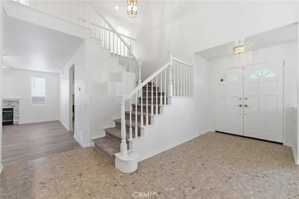 3022 Caruso Lane Lancaster, CA 93536