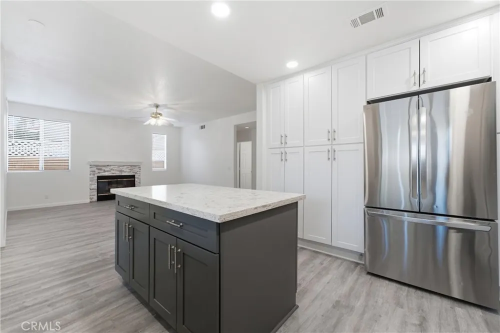 3022 Caruso Lane Lancaster, CA 93536