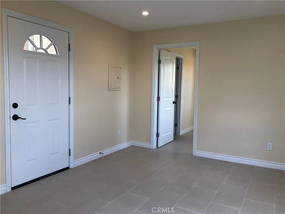 9019 Farralone Avenue West Hills, CA 91304