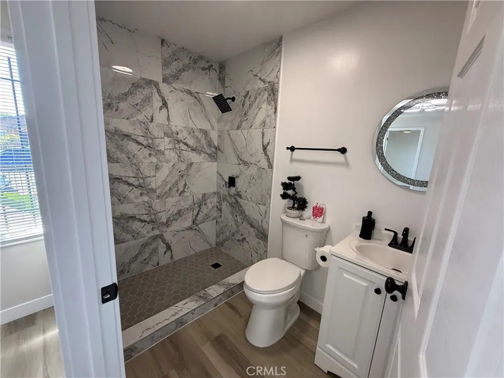 11200 Stanford Los Angeles, CA 90059