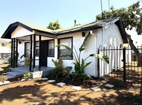 11200 Stanford