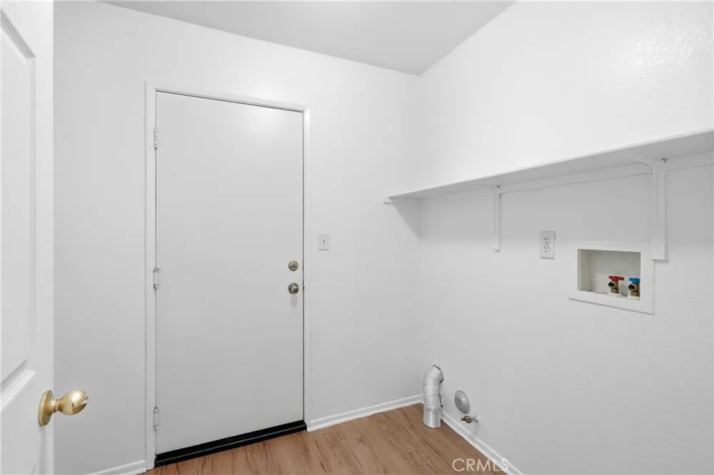 45237 Sancroft Avenue Lancaster, CA 93535