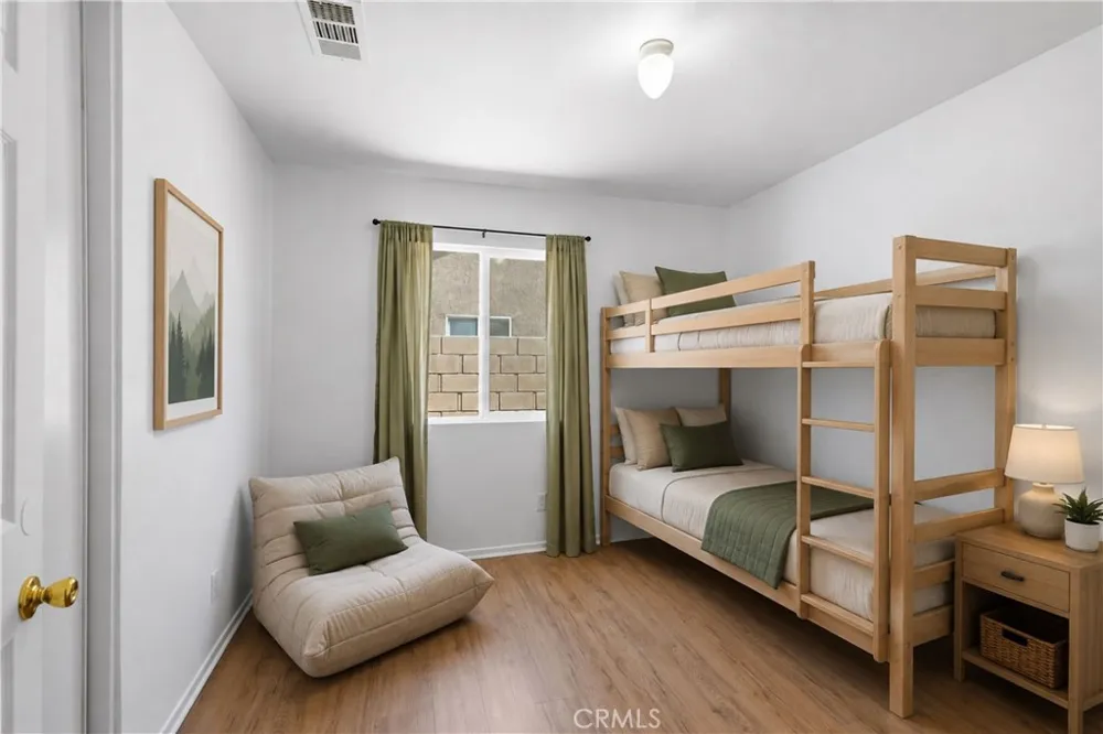 45237 Sancroft Avenue Lancaster, CA 93535