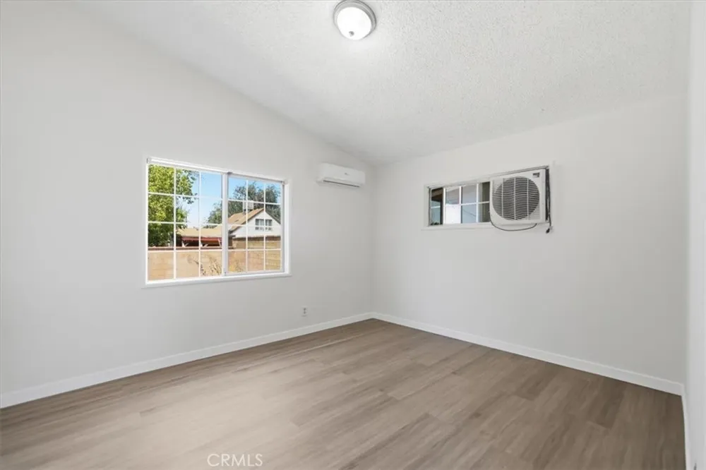 44043 Heaton Lancaster, CA 93534