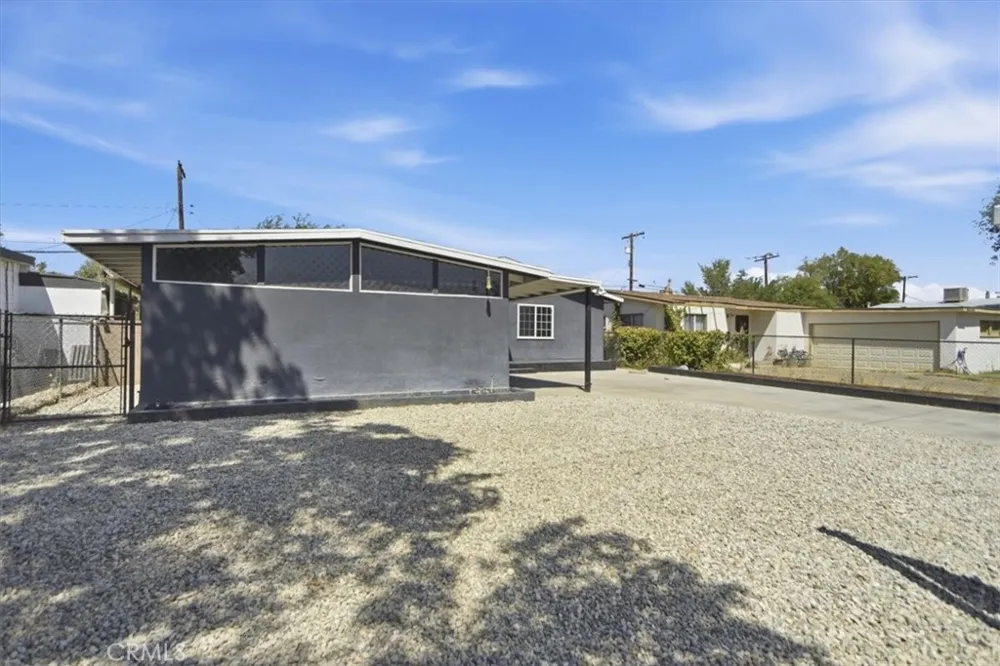 44043 Heaton Lancaster, CA 93534