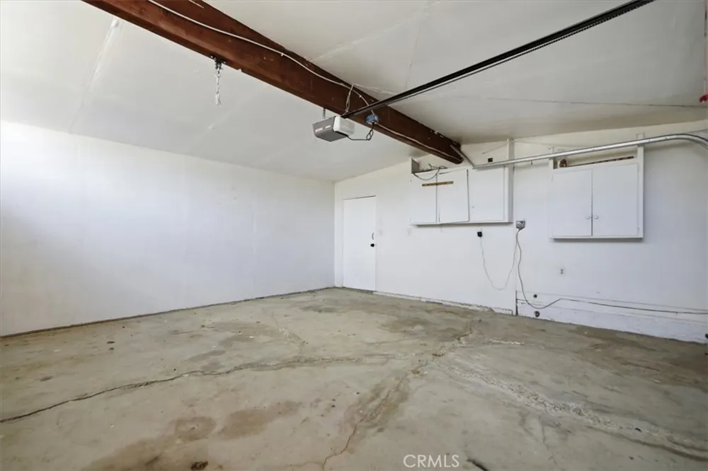 44043 Heaton Lancaster, CA 93534