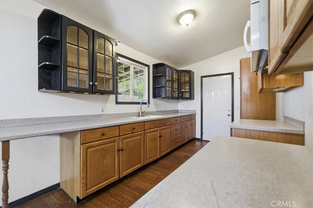 44043 Heaton Lancaster, CA 93534