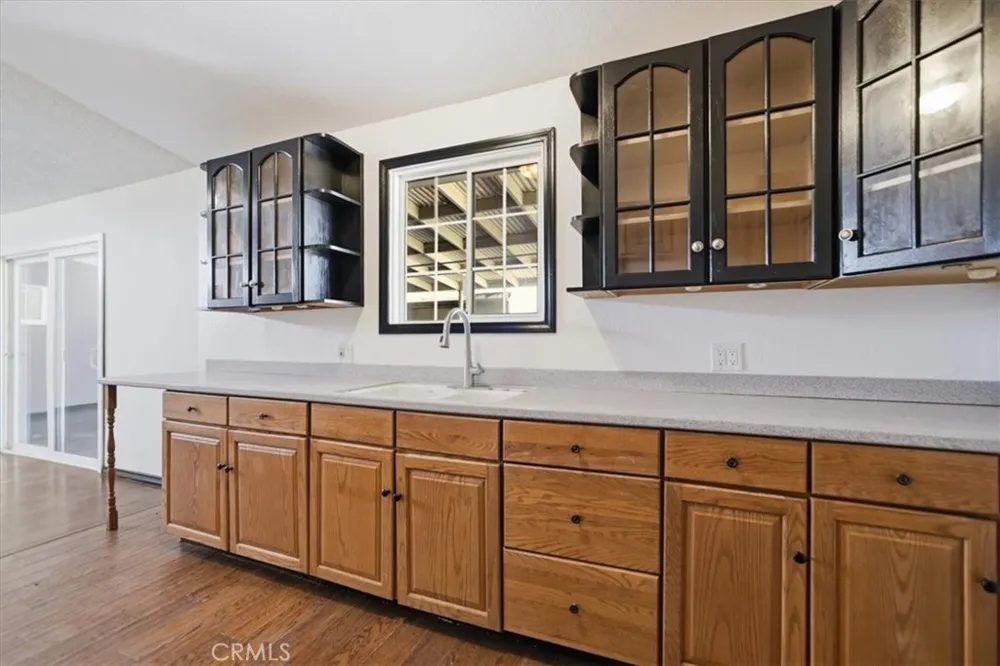 44043 Heaton Lancaster, CA 93534