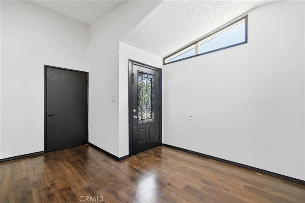 44043 Heaton Lancaster, CA 93534