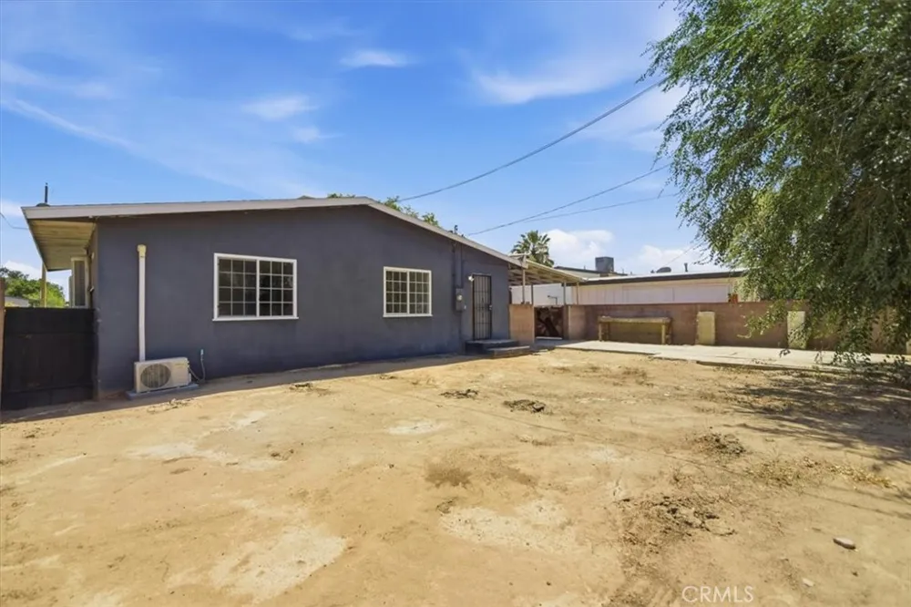 44043 Heaton Lancaster, CA 93534