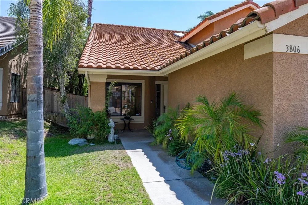 3806 Lost Springs Calabasas, CA 91301