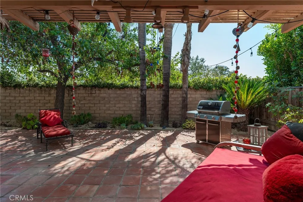 3806 Lost Springs Calabasas, CA 91301