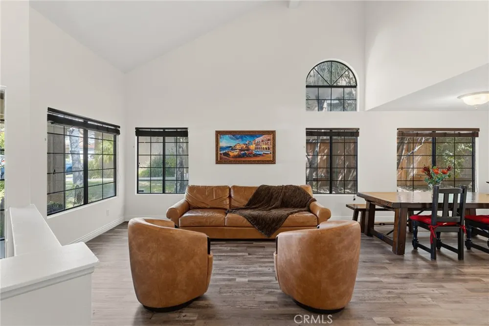3806 Lost Springs Calabasas, CA 91301