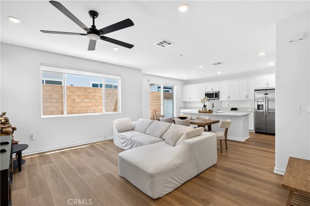 3181 Silo Paseo Ontario, CA 91761