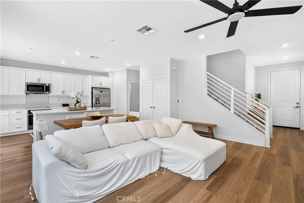 3181 Silo Paseo Ontario, CA 91761