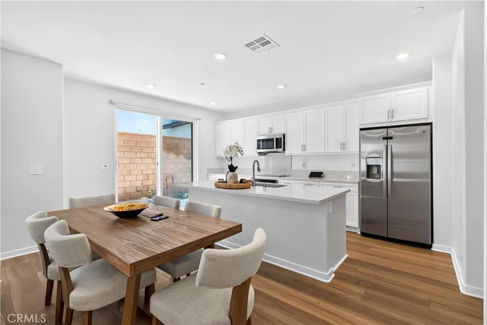 3181 Silo Paseo Ontario, CA 91761