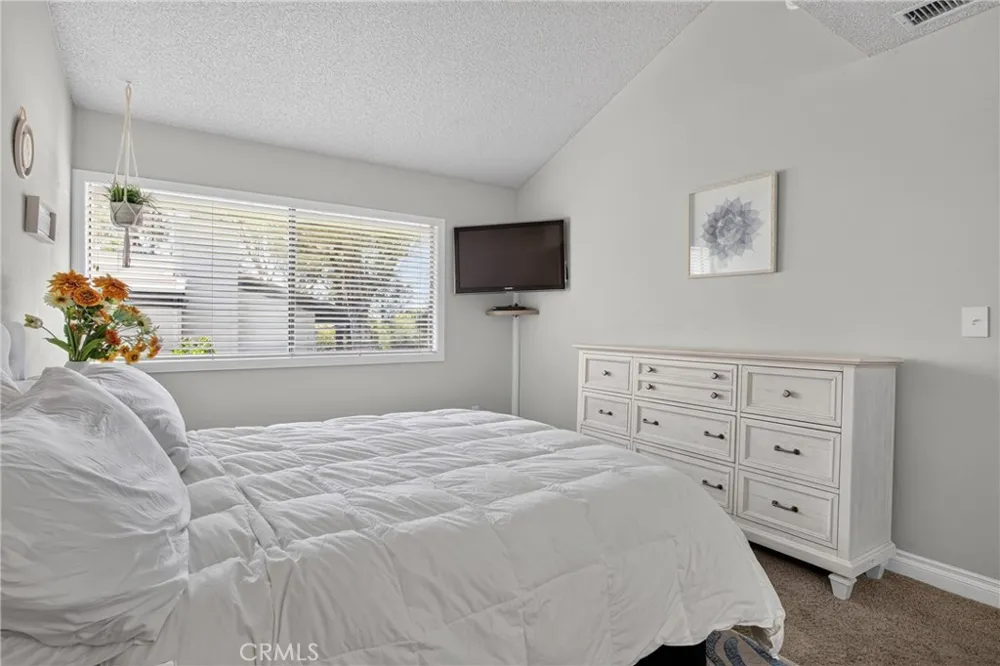 6491 Twin Circle Lane #5 Simi Valley, CA 93063
