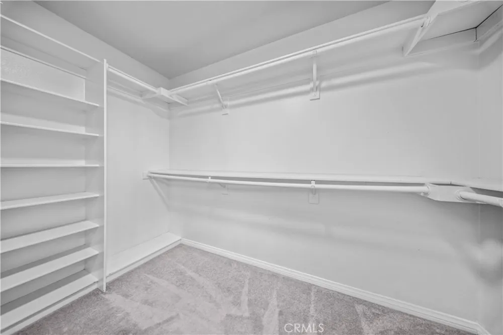 256 Ocho Rios Oak Park, CA 91377