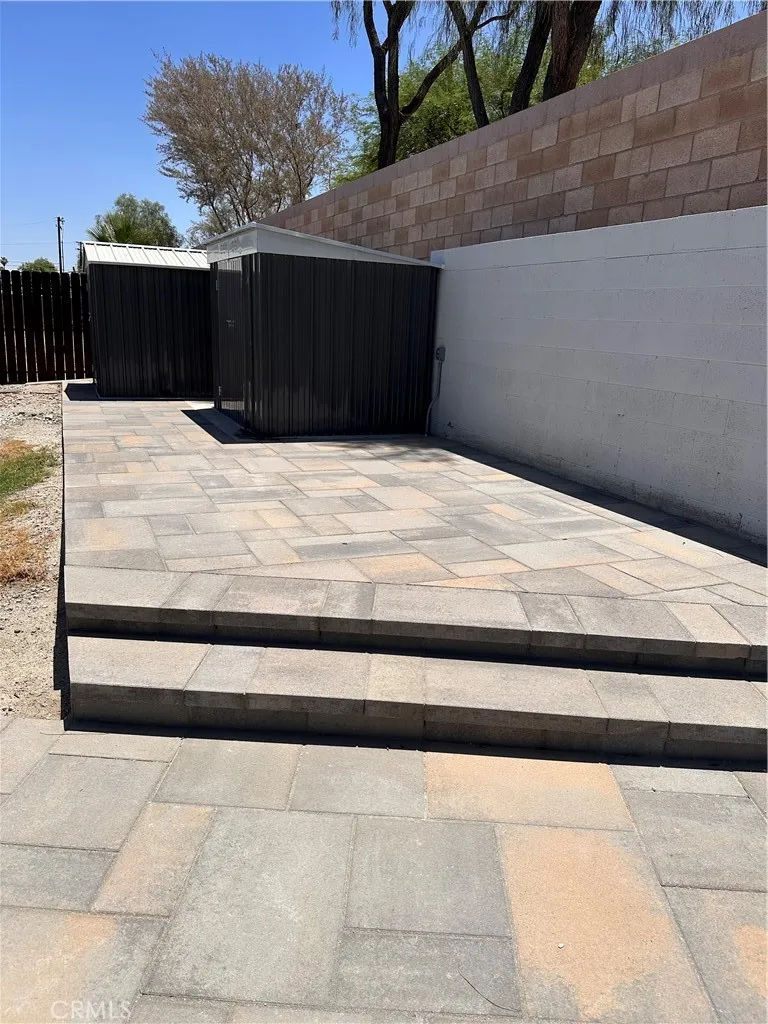 43815 Marigold Palm Desert, CA 92260