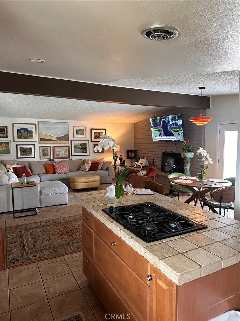 43815 Marigold Palm Desert, CA 92260