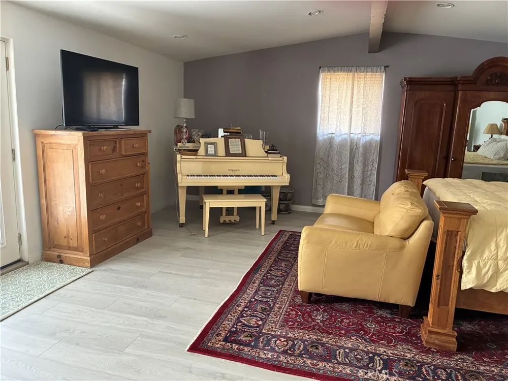43815 Marigold Palm Desert, CA 92260