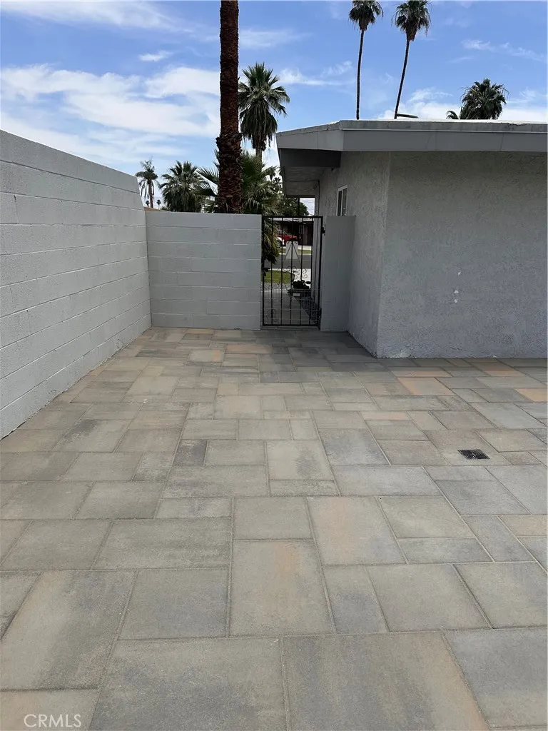 43815 Marigold Palm Desert, CA 92260