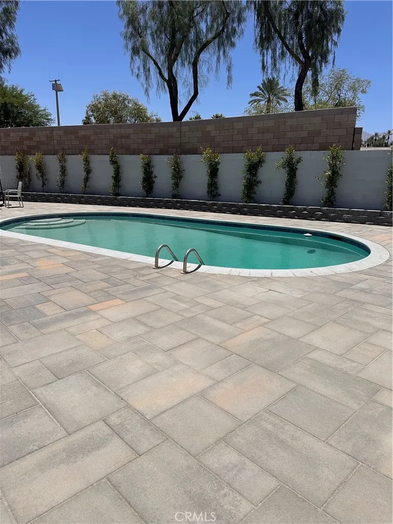 43815 Marigold Palm Desert, CA 92260