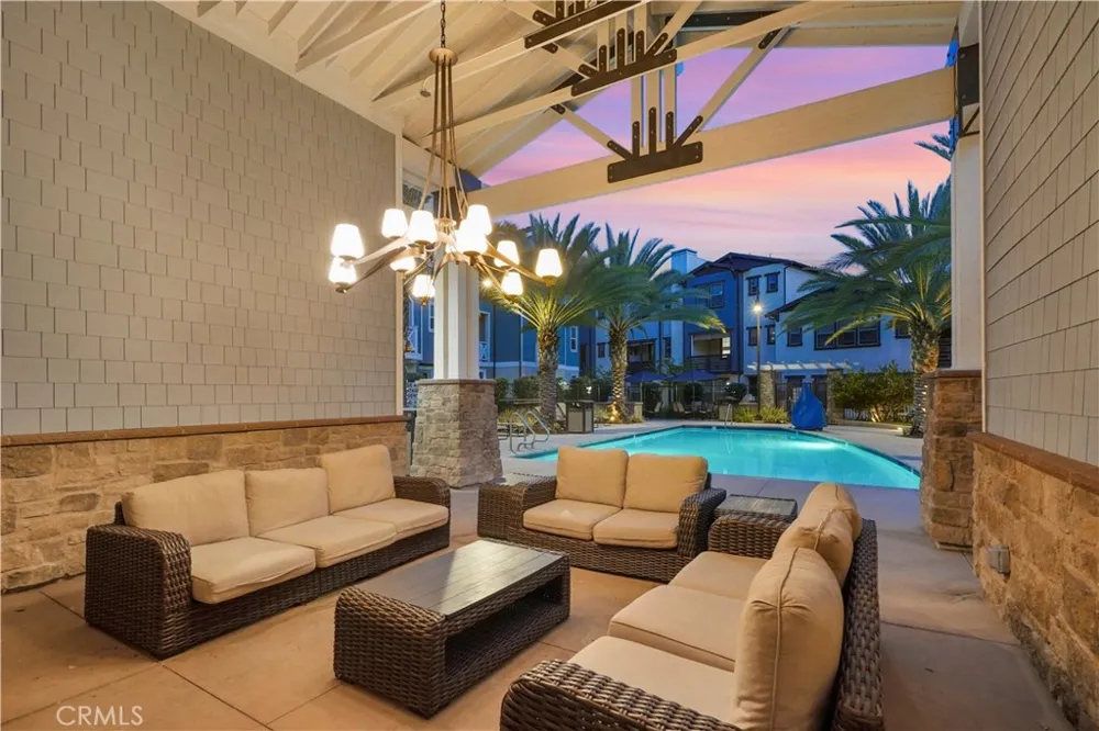 344 Vintage Way Tustin, CA 92780