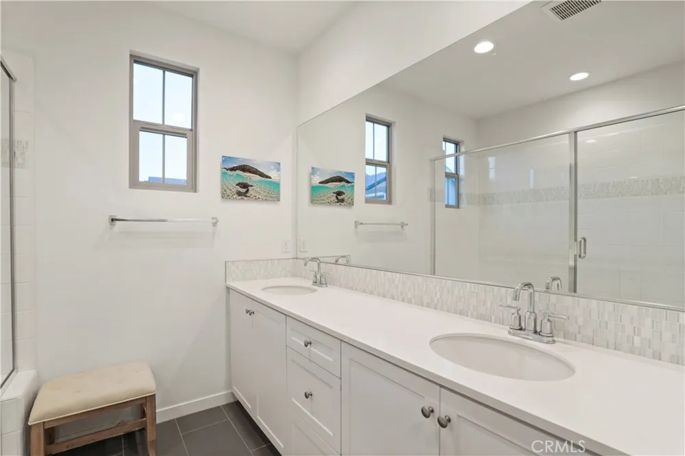 344 Vintage Way Tustin, CA 92780