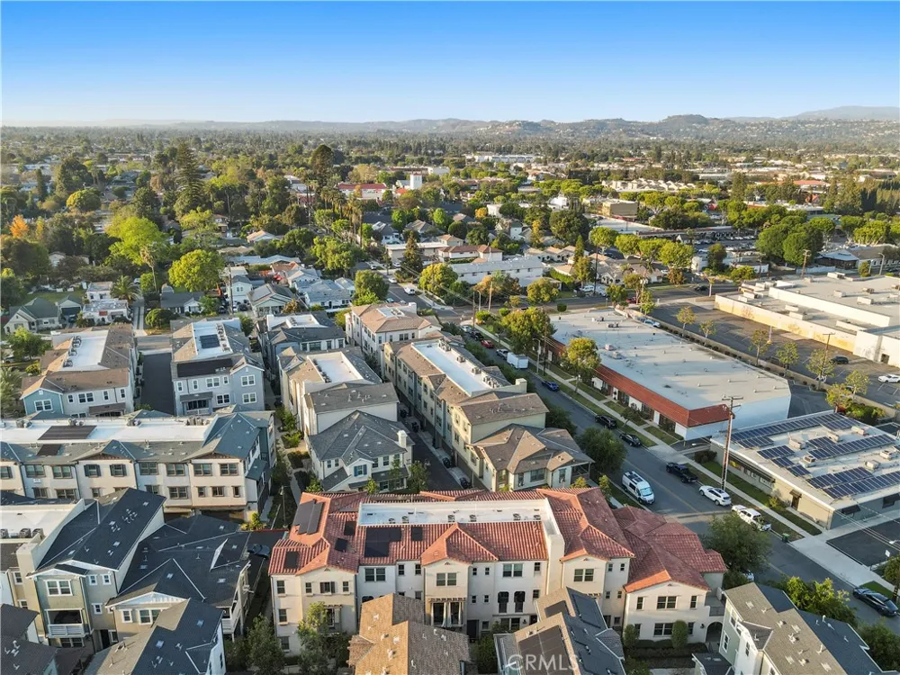 344 Vintage Way Tustin, CA 92780