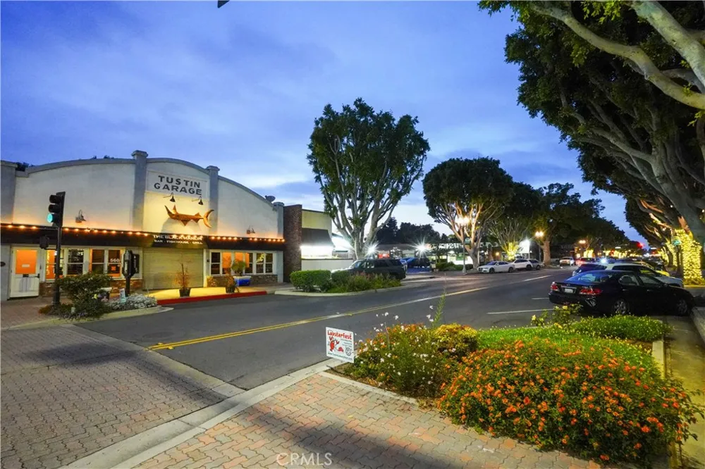 344 Vintage Way Tustin, CA 92780