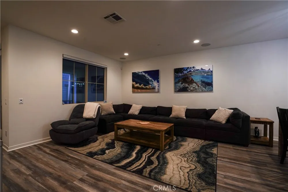 344 Vintage Way Tustin, CA 92780