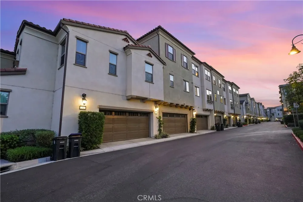 344 Vintage Way Tustin, CA 92780
