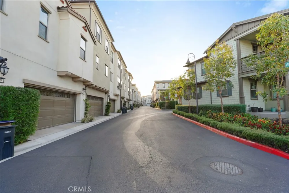 344 Vintage Way Tustin, CA 92780